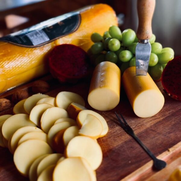 Queijo Provolone Defumado - Imagem 2
