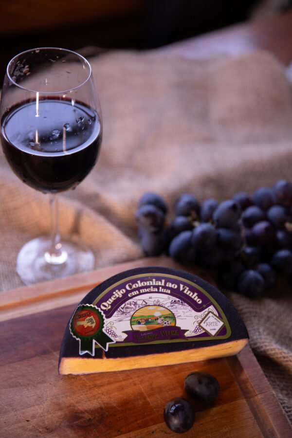 Queijo Colonial ao Vinho - Meia Lua - Imagem 4